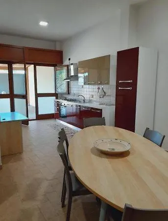 Casa Vacanze Sunshine Διαμέρισμα *